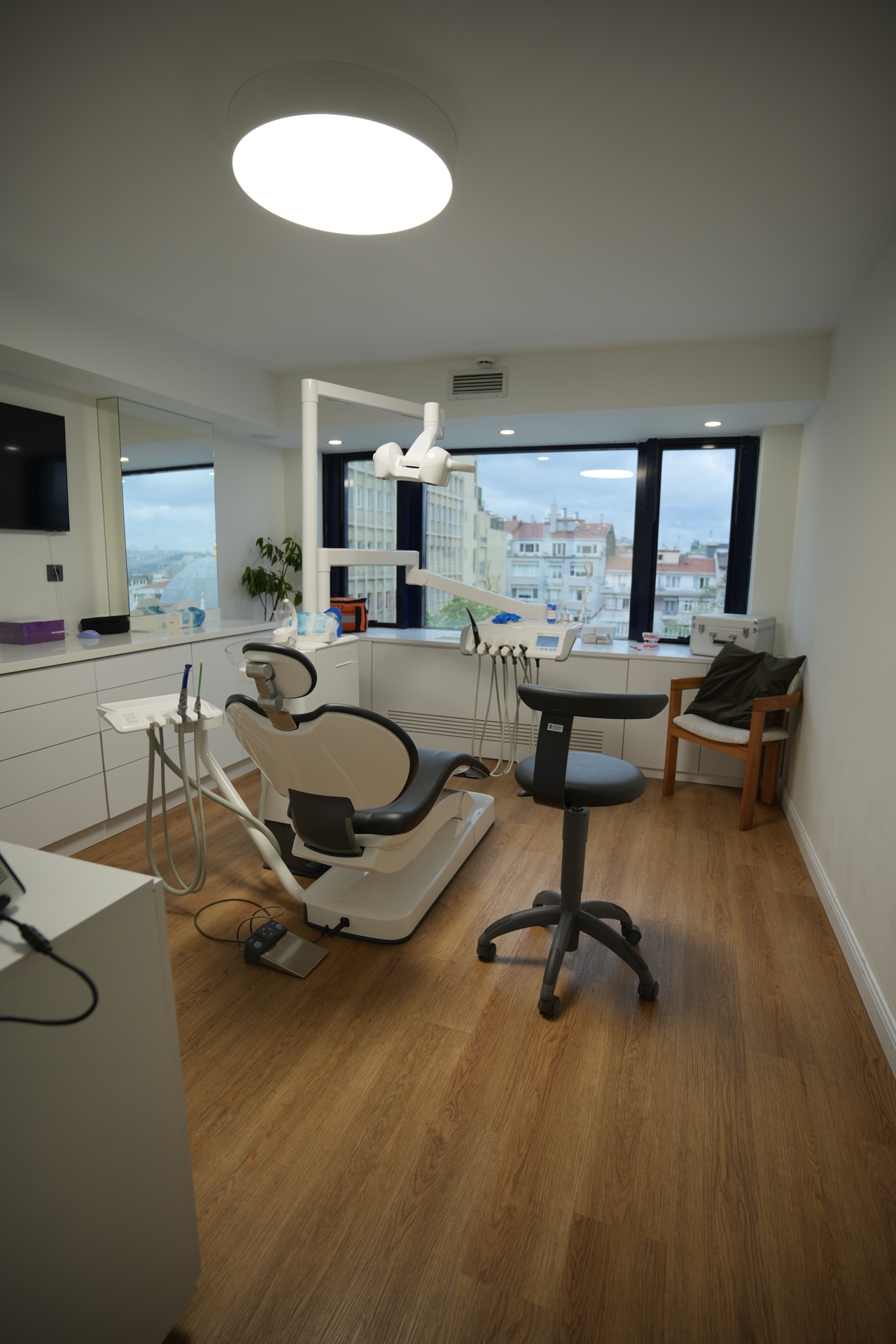 Premium Dental Treatment Room with View
